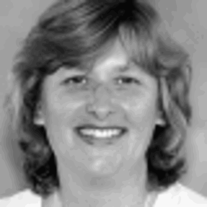 Image of Dr Sandra Kirk